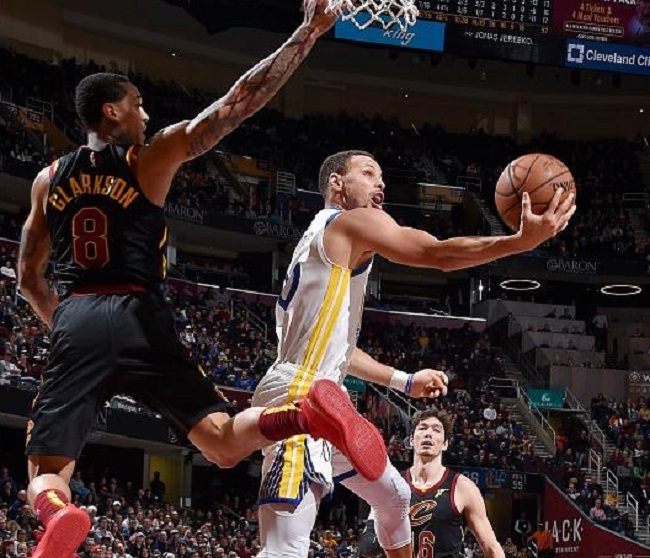 阵容中不如 阵容中不如