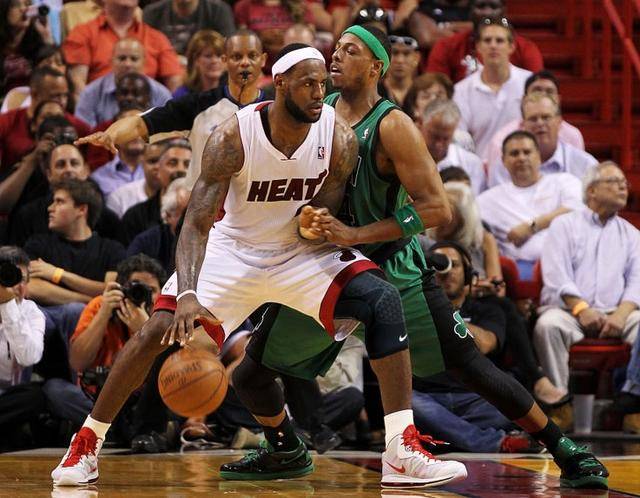 面看似乎显 面看似乎显